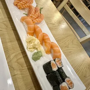 Salmon lovers combo. Must get!