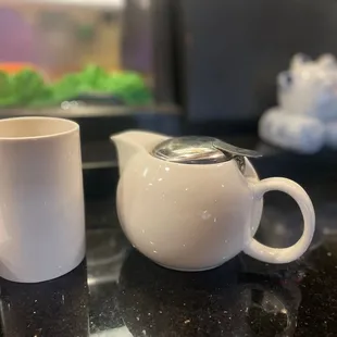 Hot green tea