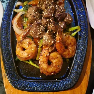 Teppan Shrimp, Scallop and Sirloin Steak