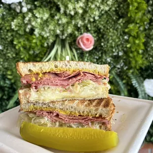 Reuben sandwich