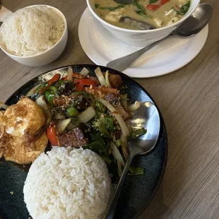 Khao kra prao and Green Curry