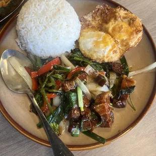 Khao Kra Prao (Holy Basil) with Crispy Pork