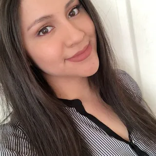Reyna R.