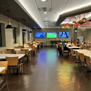 sushi and sashimi, interior
