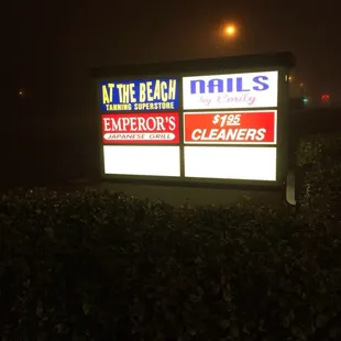 We located right next "AT THE BEACH" on Maple