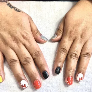 Gel Manicure w/Minnie Mouse polishes