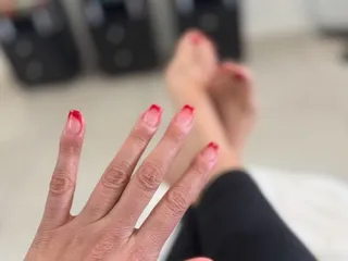 River Nails & Spa