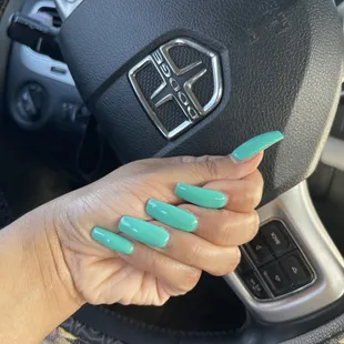 Went a lil more simple this time, but went with an inspirational color! Can't go wrong with a lil opal