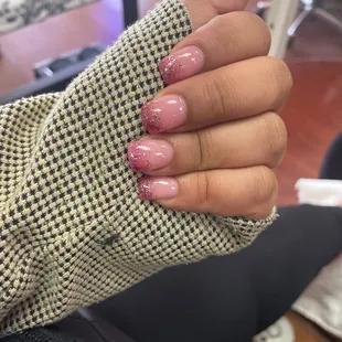Ombré glitter tips