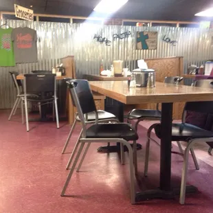 Restaurant seating