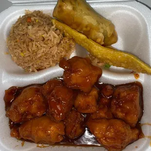 General T&apos;so chicken
