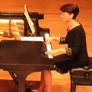 Naira playing a solo recital