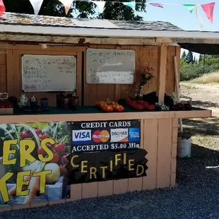 farmers market