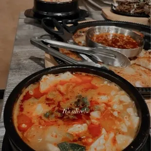 Vegetable Tofu Soup, Seafood Pancake, bulgogi