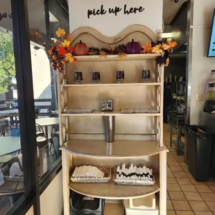 Pick Up Area... Beautiful!!