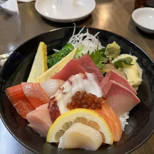 Chirashi Bowl