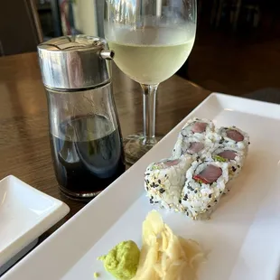 Inside out Yellowtail with scallions