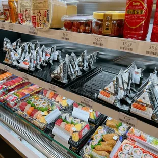 Onigiri is still warm around open time! Very fresh!