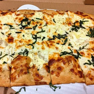 Naked City Pizza 9-1-21 :  Bianco Pizza - White Garlic Sauce, Mozzarella, Ricotta, Fresh Mozzarella, Fresh Basil, Roasted Garlic Crust