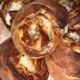 Cheesy Garlic Bread