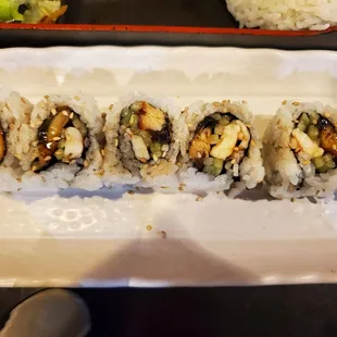 Naked Fish Roll (eel)