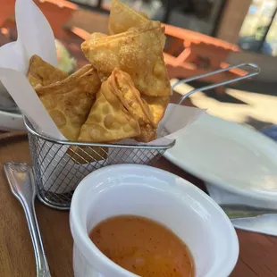 Crab Rangoon
