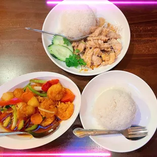 Kao Gra Tiam (top); Sweet &amp; Sour Shrimp (bottom L); White Rice (bottom R)