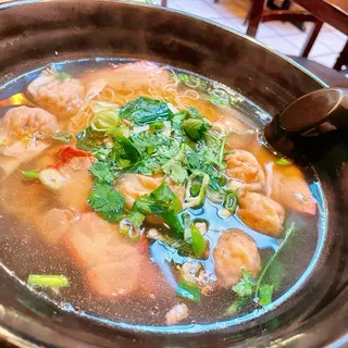 10. Giew Nam Moo Dang