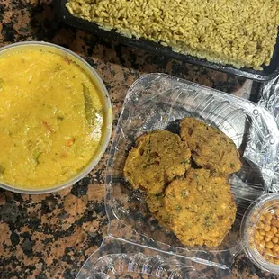 food, chicken wings, chicken, bbq wings, fried chicken, fried chicken wings, poultry, bbq chicken, chicken wings and fried chicken