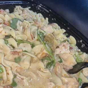 Alfredo Noodle Bowl with chicken