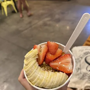 Acai bowl