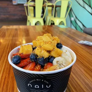 Added papaya on the nalu bowl