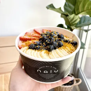 Acai bowl.  IG: @_emwong_
