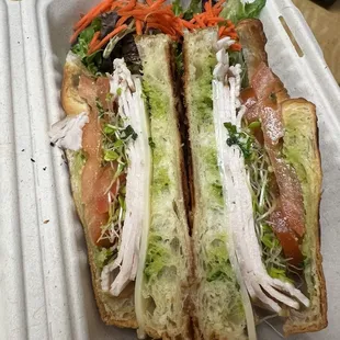 Turkey Pesto Sandwich