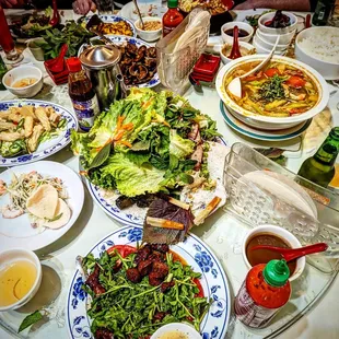 Dinner set for 8 and ba vi platter