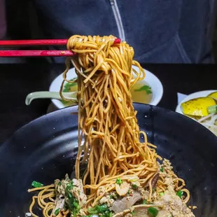 Mi Nam Vang Dac Biet