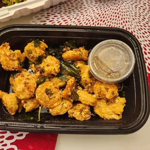 bbq chicken, fried chicken wings, chicken wings, fried chicken, chicken wings and fried chicken, poultry, food, bbq wings, chicken