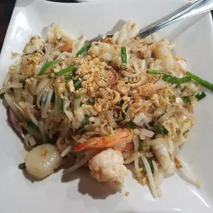 Stir Fried Seafood Noodles
