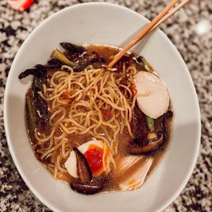 noodles, noodle soup, ramen, ramen and noodles, food, noodle dish