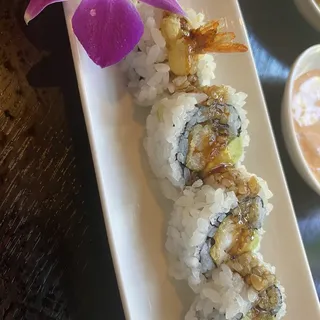 Crunchy Shrimp Tempura & Avocado Roll