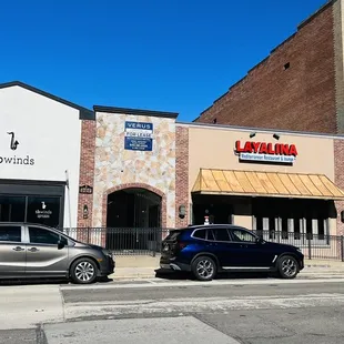 Resturant is located in between Layalina and tb winds