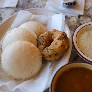 Idli Vada Combo