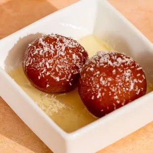 Gulab Juman(dessert)