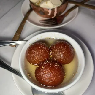 Gulab Jamun/Lalmohan