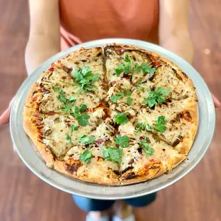 Vegan Passport Offer: check-in on Yelp during October 2021 for 15% off vegan pizzas!