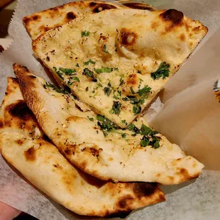 Garlic naan