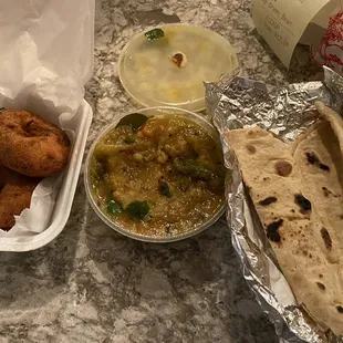 Medu 3 Piece Medhu Vada &amp; Chapati Korma