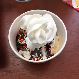 Happy national ice cream day! How nice they had Sundaes to celebrate. Yummy.