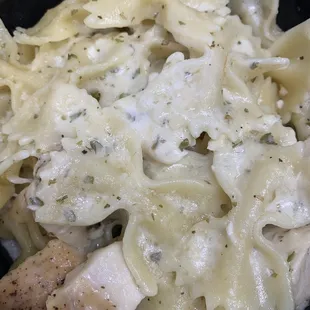 Chicken Alfredo boxed lunch