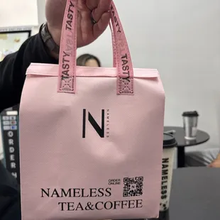 My friend ordered 3 drinks and it came in this stylish bag.